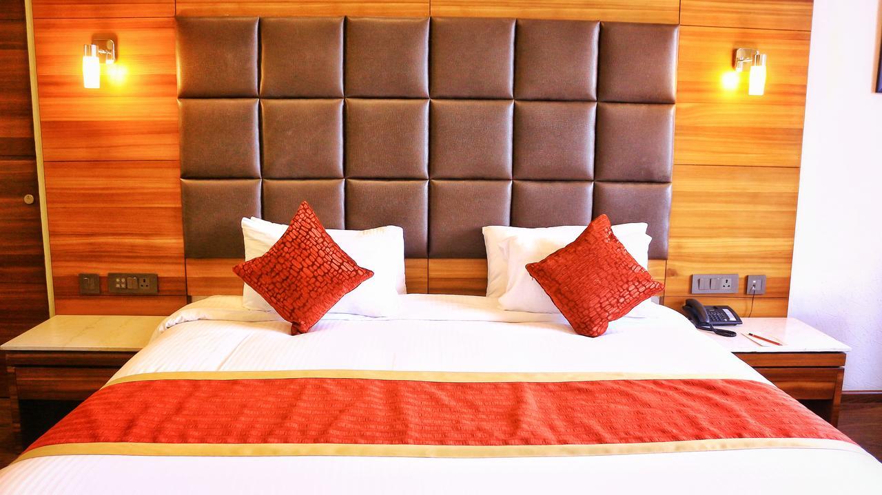 City Park Resort Bahadurgarh Екстер'єр фото