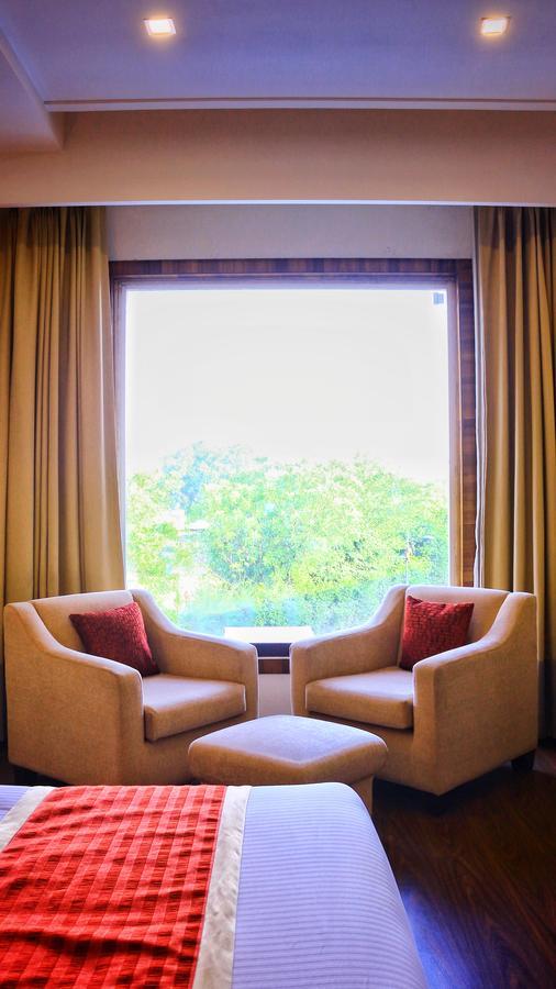 City Park Resort Bahadurgarh Екстер'єр фото