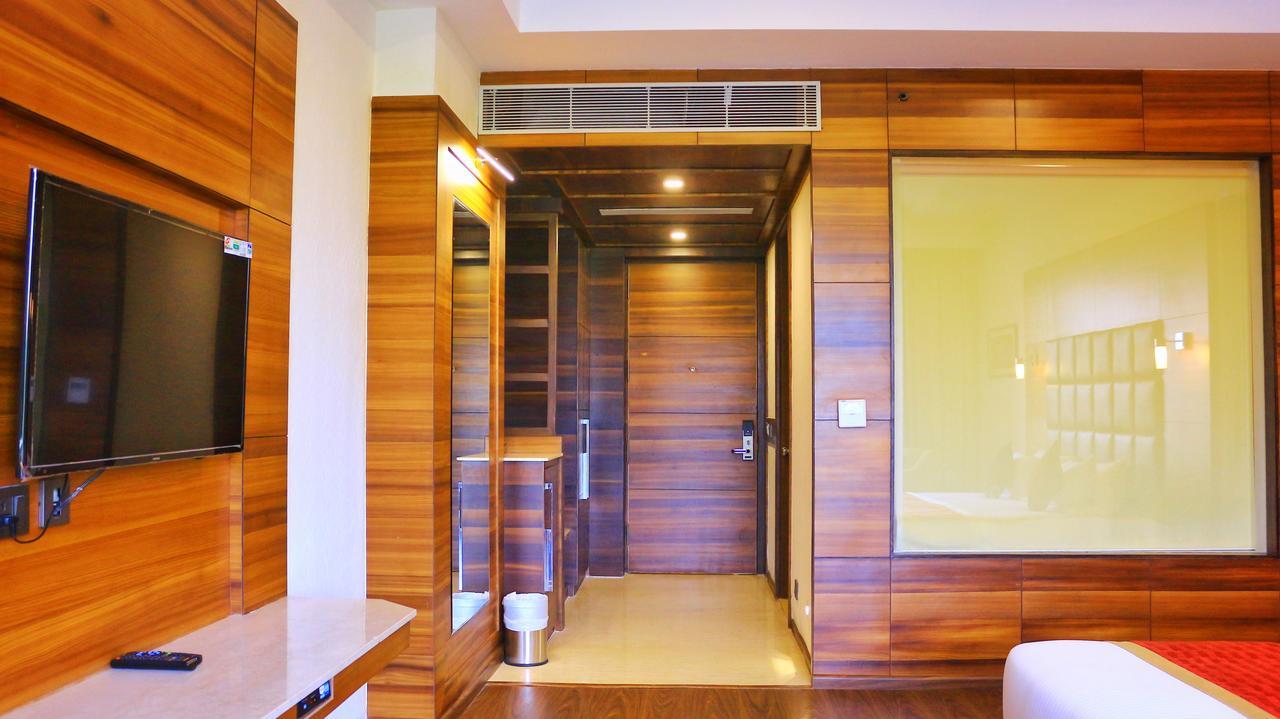 City Park Resort Bahadurgarh Екстер'єр фото